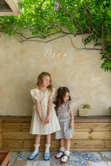 Ebony French Dress

(Khaki Flower)