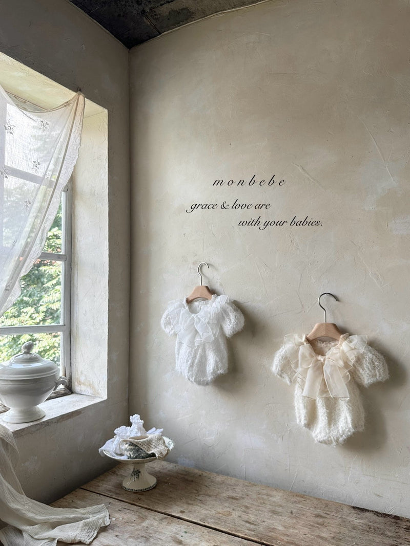 Monbebe Camellia suit