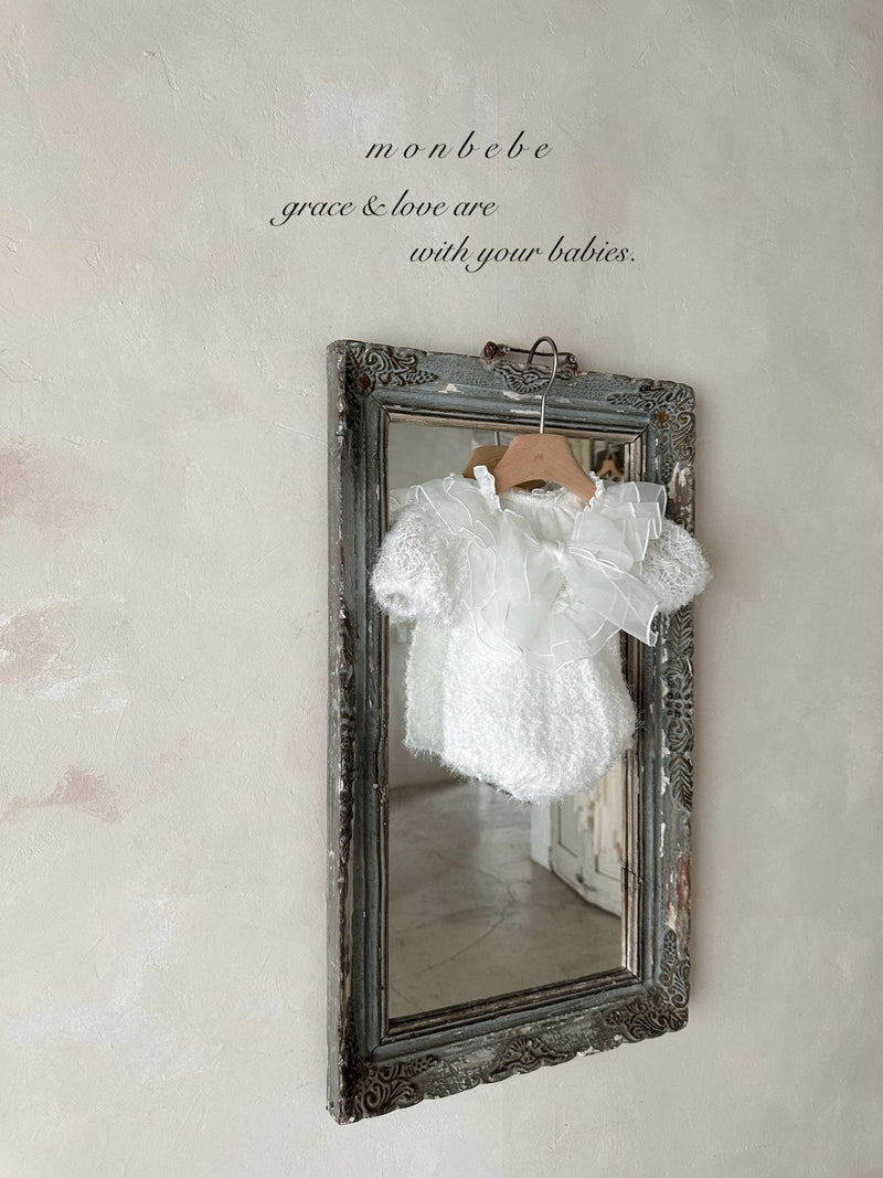 Monbebe Camellia suit