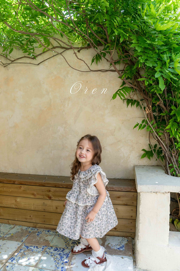 Ebony French Dress

(Khaki Flower)