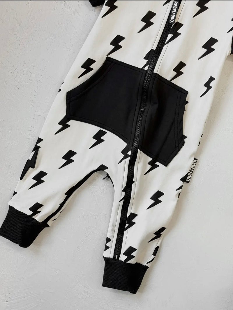 Hooded Rebel Short Sleeve
Romper in Bowie