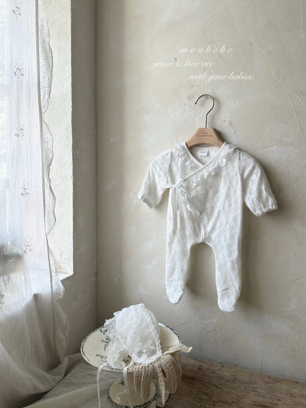 Lace Cozy Suit.(Monbebe)