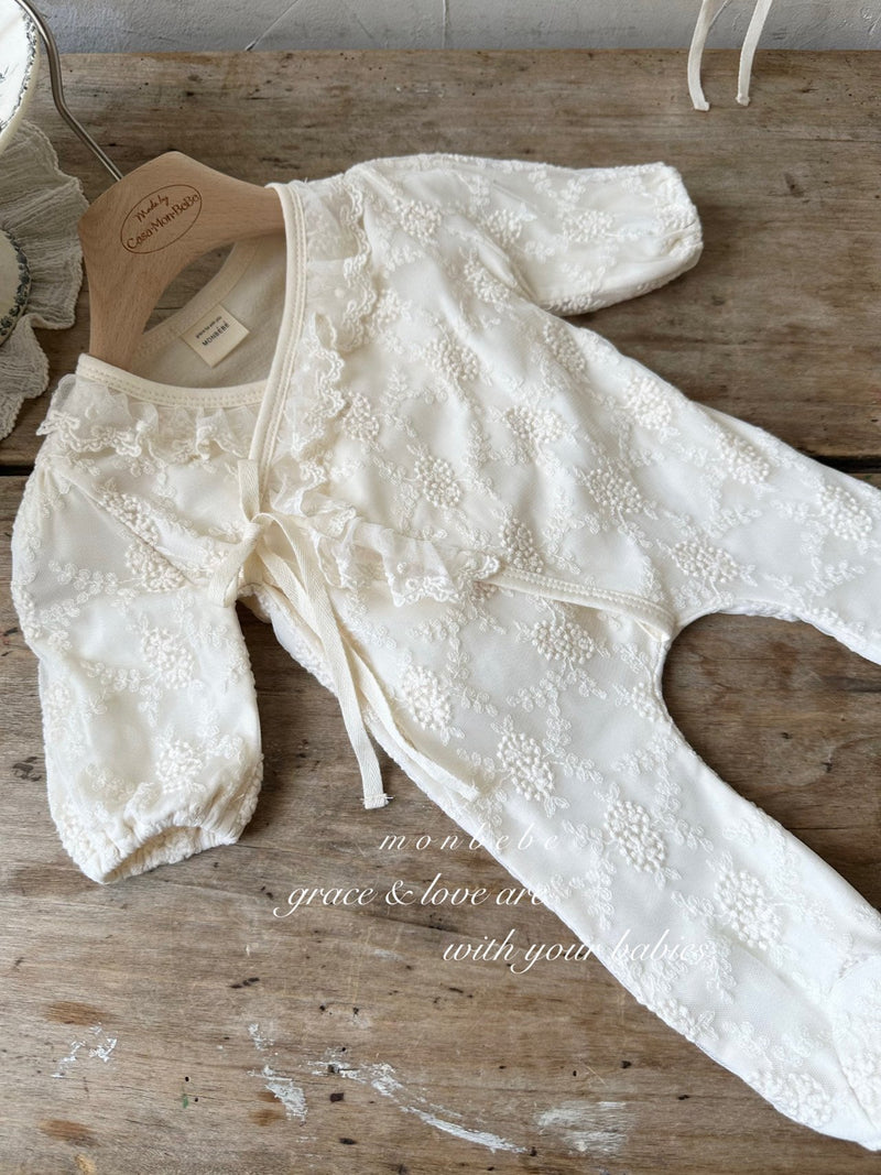 Lace Cozy Suit.(Monbebe)